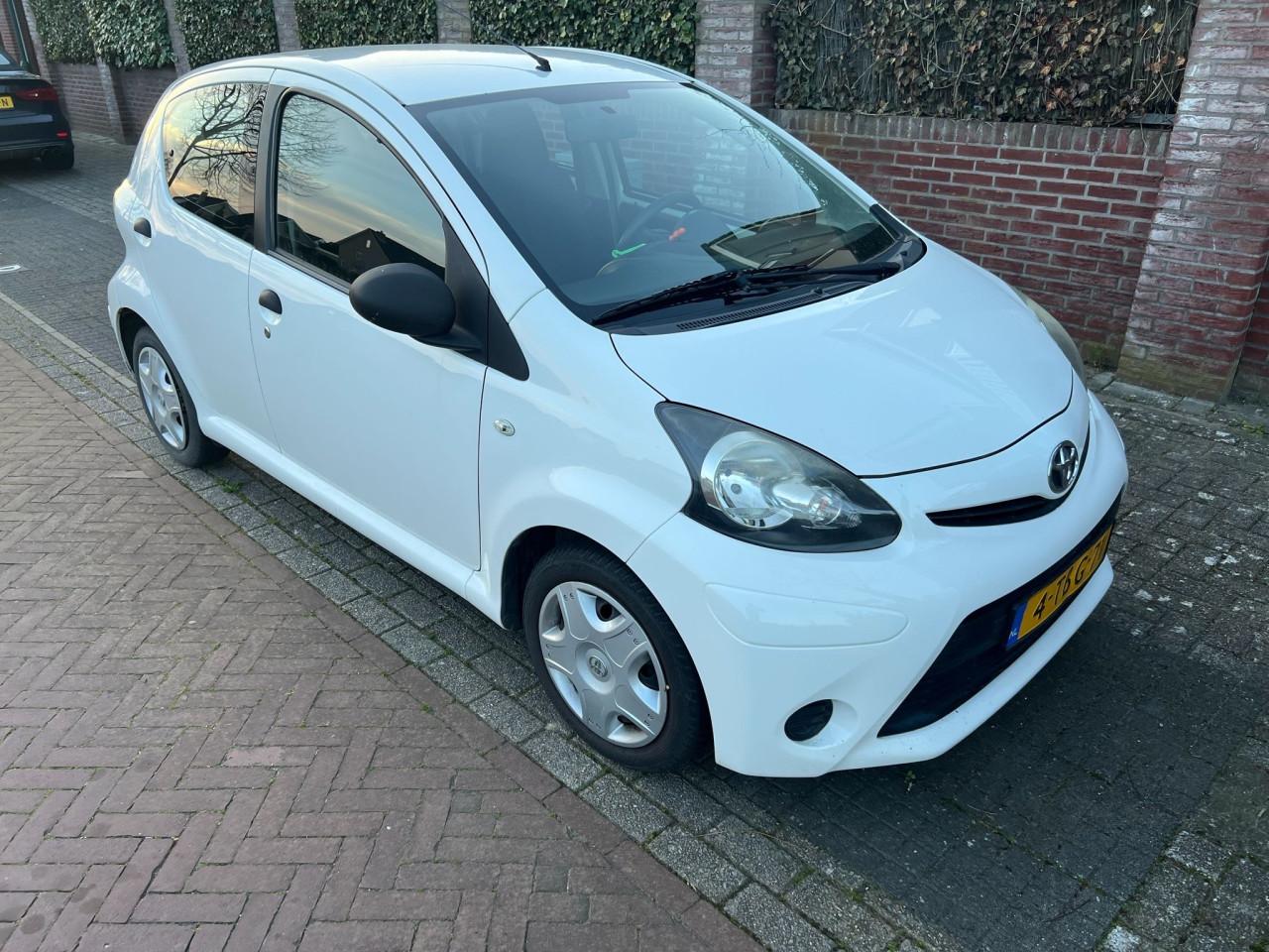 Toyota Aygo wit