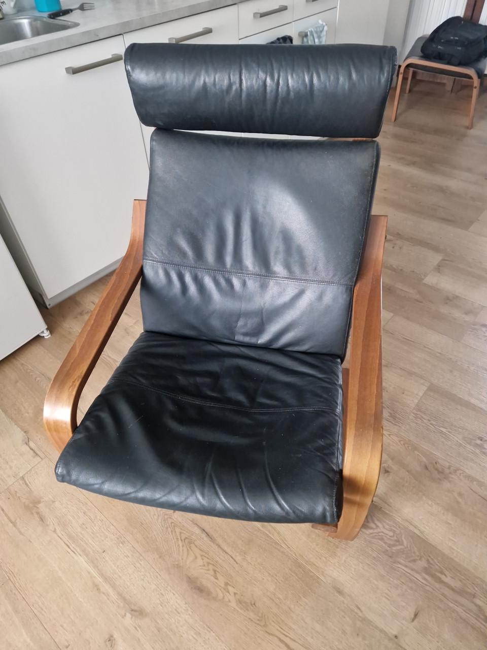 Gratis - Comfortabele stoel en voetenbankje