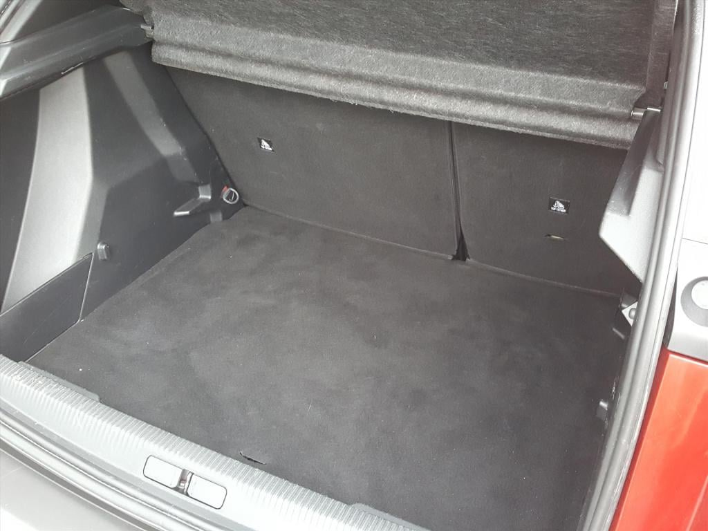 Peugeot 2008 1.2 puretech 100pk active apple carplay & android auto | navig