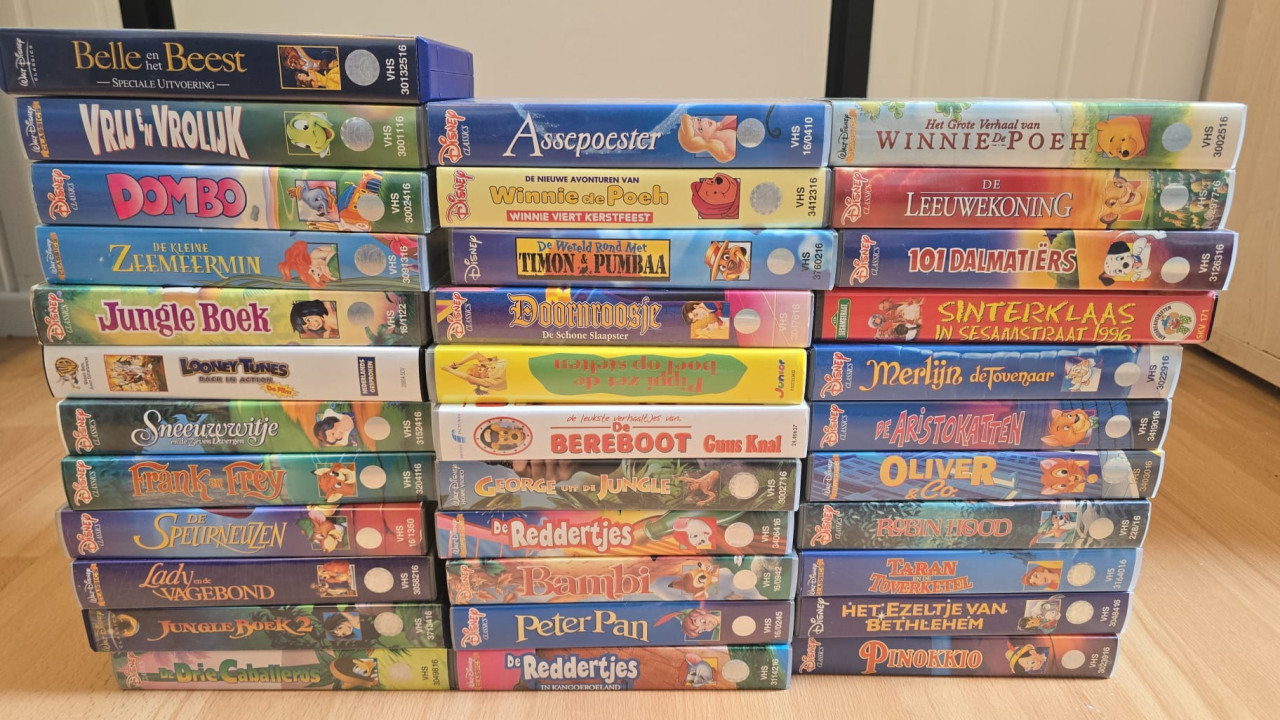34 Disney VHS Videobanden