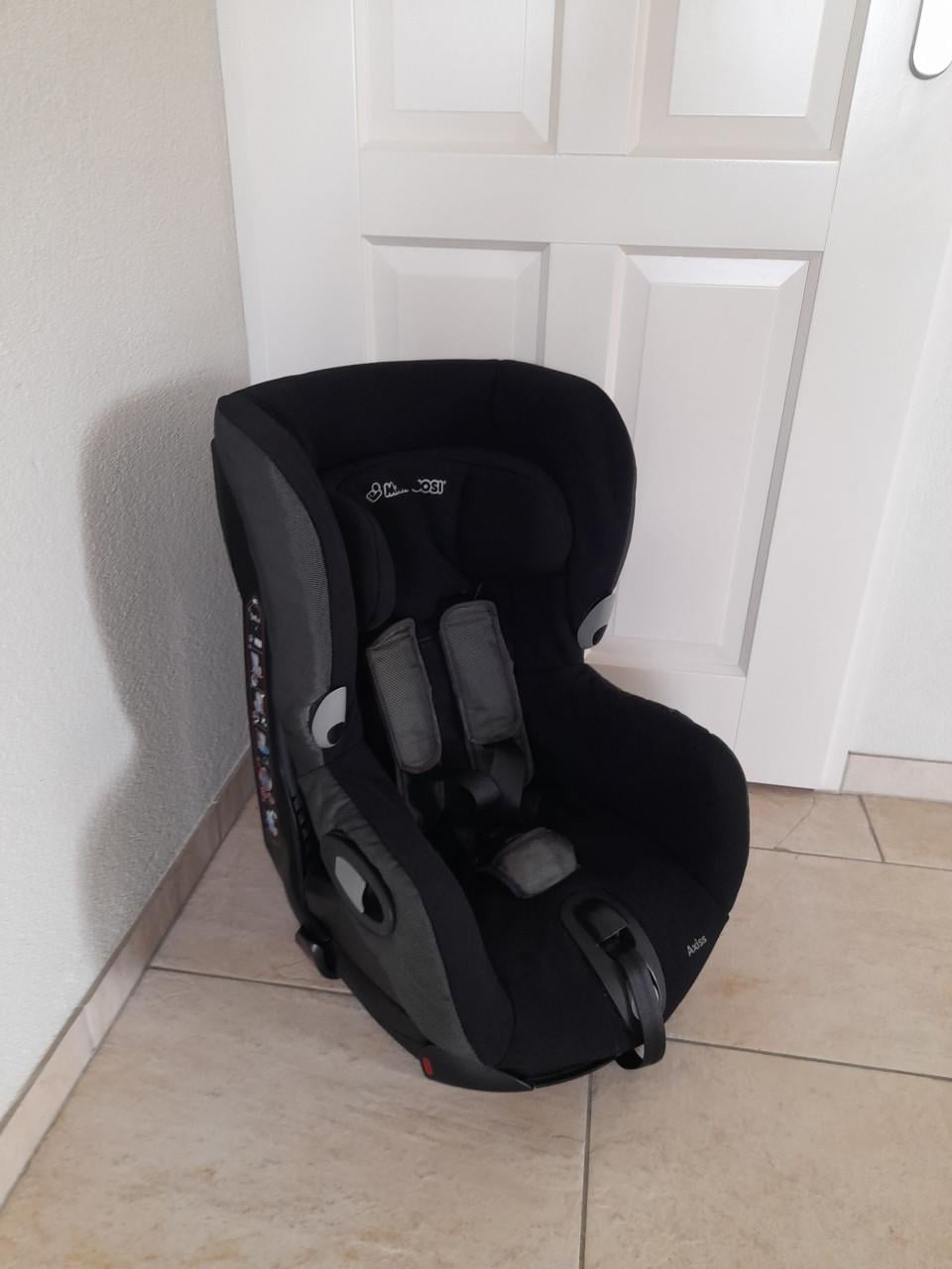 Autostoel Maxi - cosi  Axiss  (DRAAIBAAR) 9 / 18 kg ( in goede nette staat