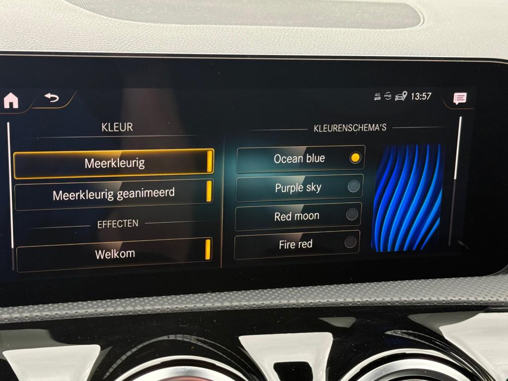 Mercedes-Benz A-Klasse 250 e business solution amg limited soh 96%