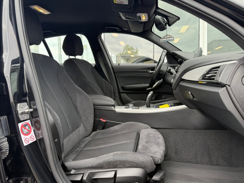 BMW 1 Serie 118i centennial high executive m-sport