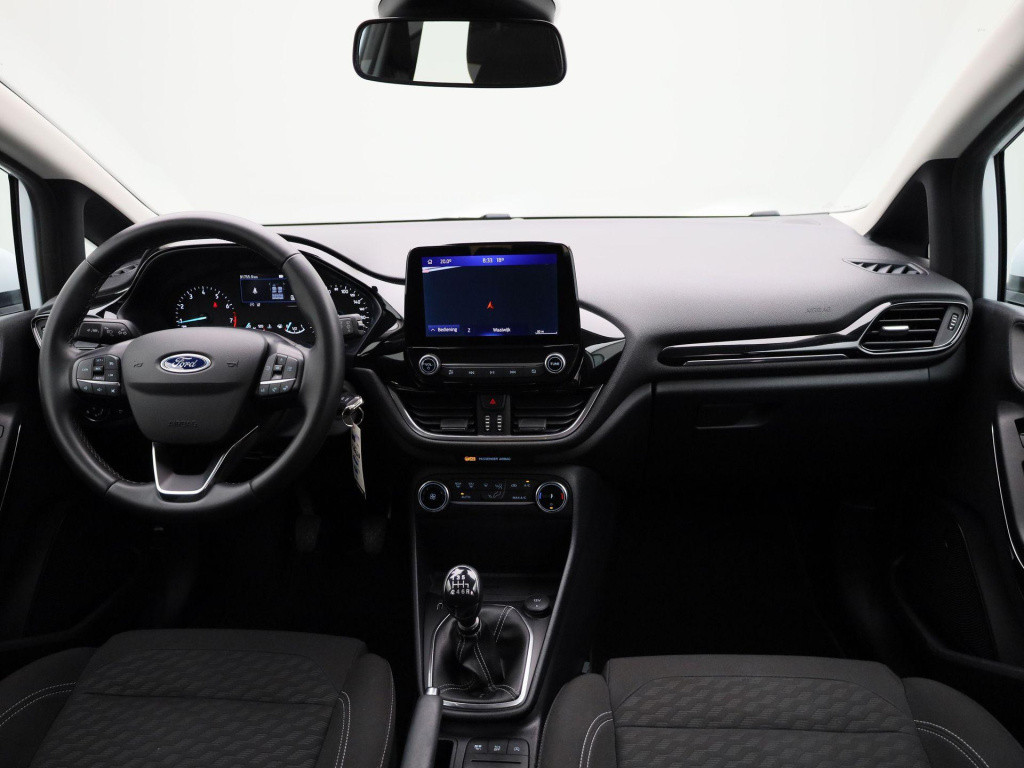 Ford Fiesta 1.0 ecoboost hybrid titanium | cruise control | climate control