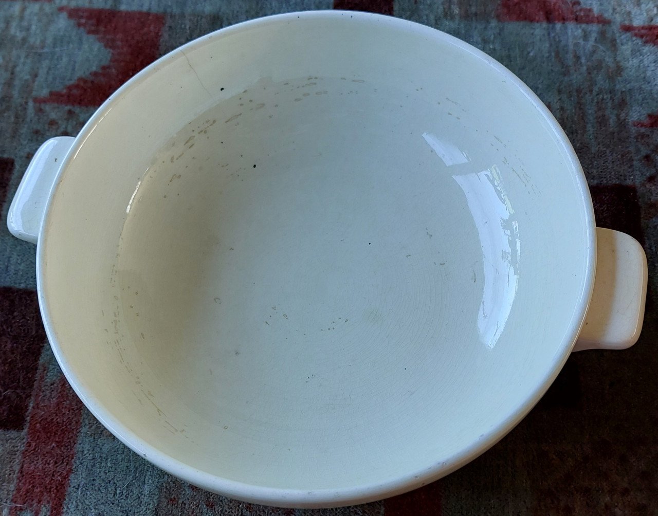 Schaal ø 23 cm.