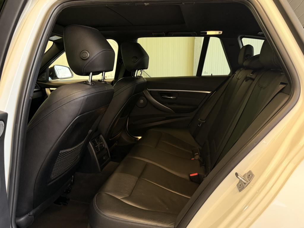 BMW 3-serie touring 320i m sport edition | pano | harman / kardon | leder |