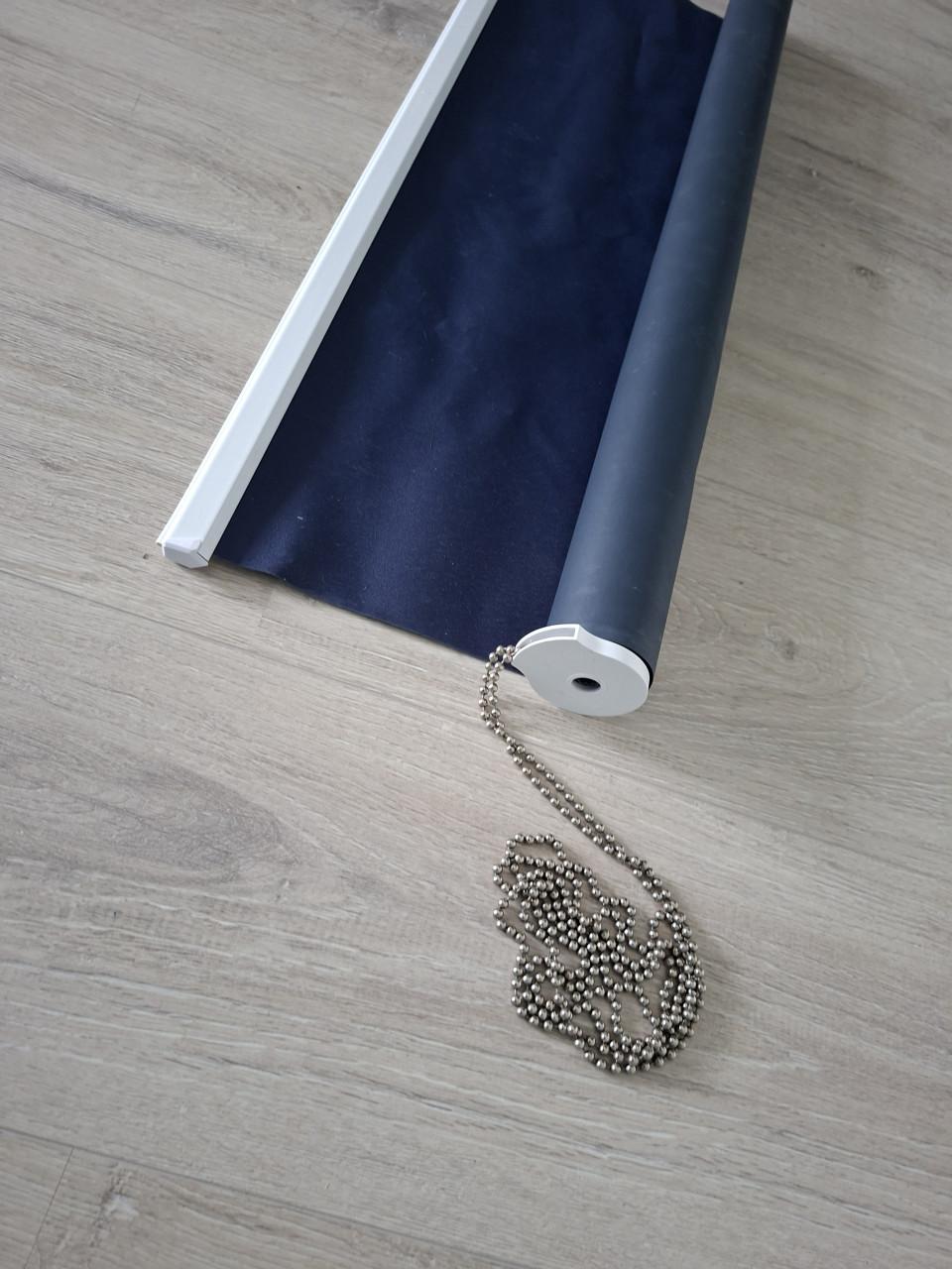 Rolgordijn donkerblauw 65 breed x 190 hoog