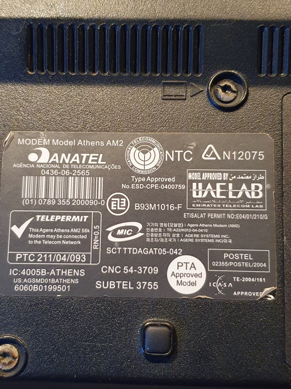 Mooie werkende vintage laptop/notebook HP anatel model zie foto's