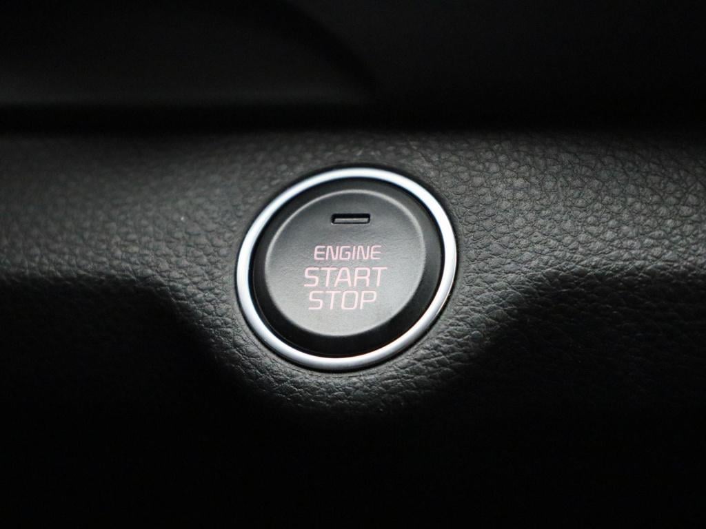Kia Stonic 1.0 t-gdi mhev dynamicplusline | lmv | navigatie | parkeer senso