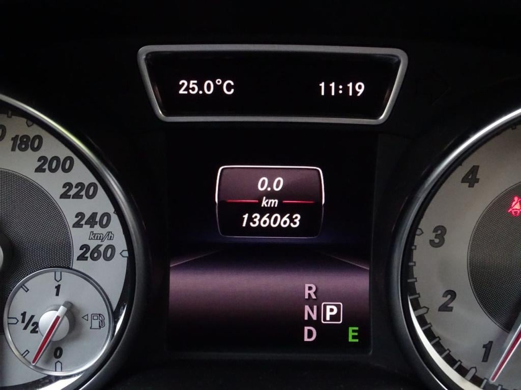 Mercedes-Benz Gla-klasse 200 prestige urban | pano | stoelverwarming