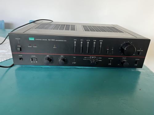 Retro Sansui versterker