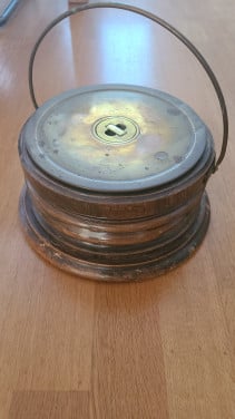 Antieke ronde stoof
