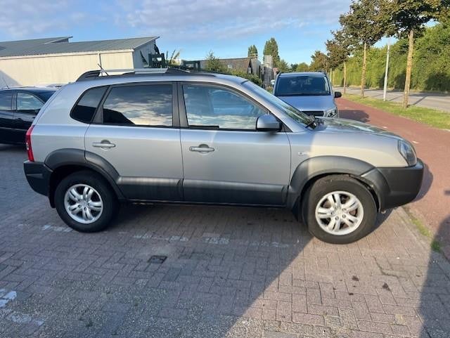 Hyundai Tucson 2.0i style
