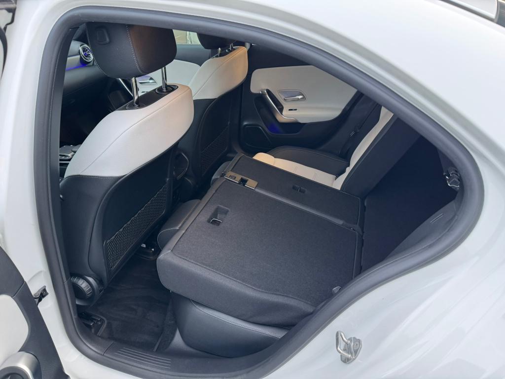 Mercedes-Benz A-Klasse 200 amg line night- pakket automaat , sfeer verlicht