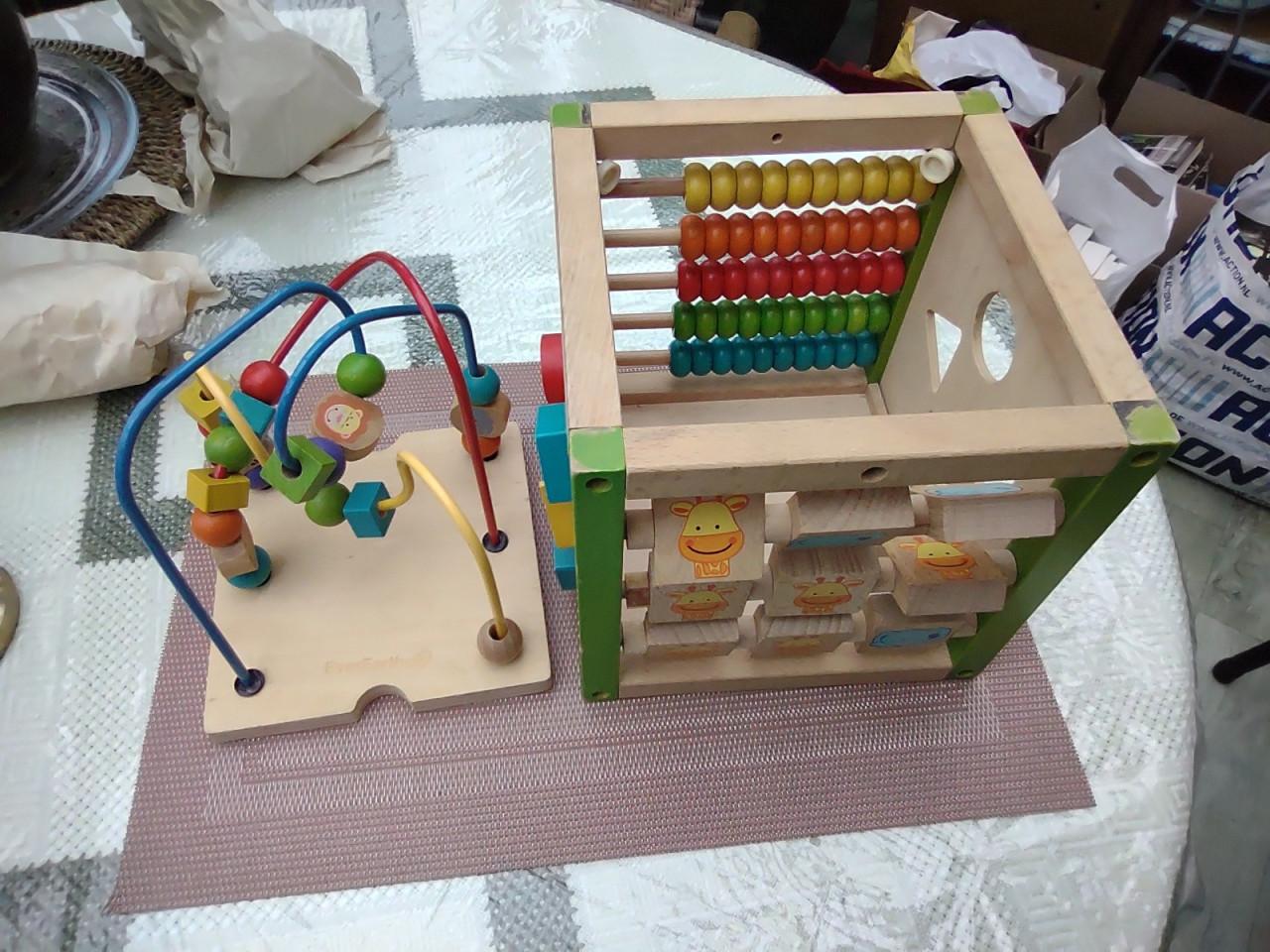 Keyrig nette multifunctionele speelbox of speeldoos. Ever Earth.