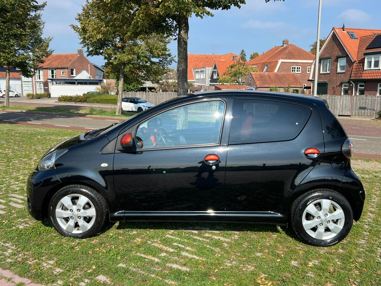 Toyota Aygo 1.0 VVT-i Dynamic Orange|N.A.P.|Nieuwe APK