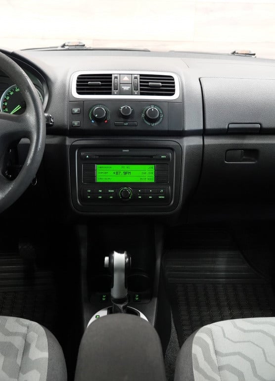 Skoda Fabia combi 1.6-16v ambiente | cruise | stoelverw. |