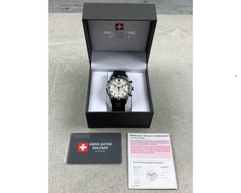 Swiss Alpine Military Quarts chronograph horloge