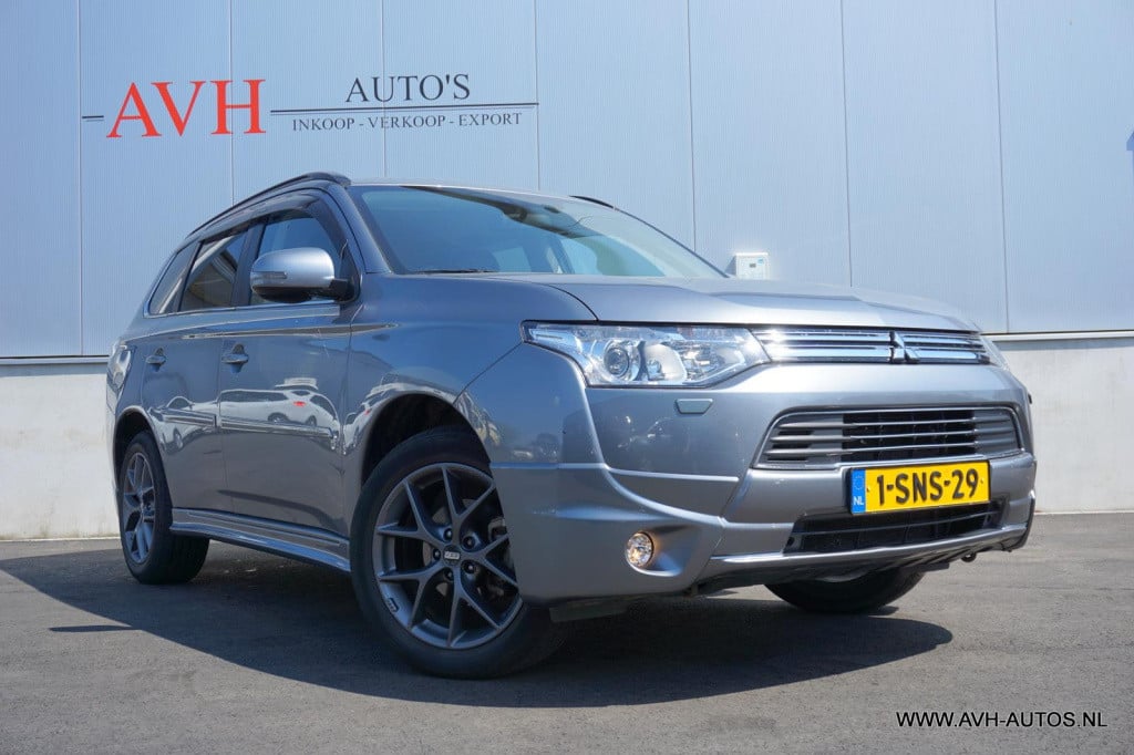 Mitsubishi Outlander 2.0 phev instyle