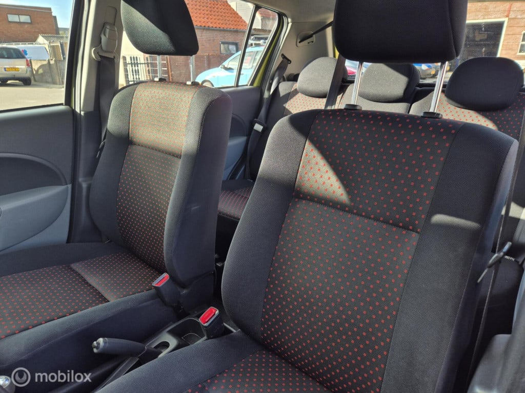 Daihatsu Sirion 2 1.3-16v / origineel nl / 5-deurs / airco