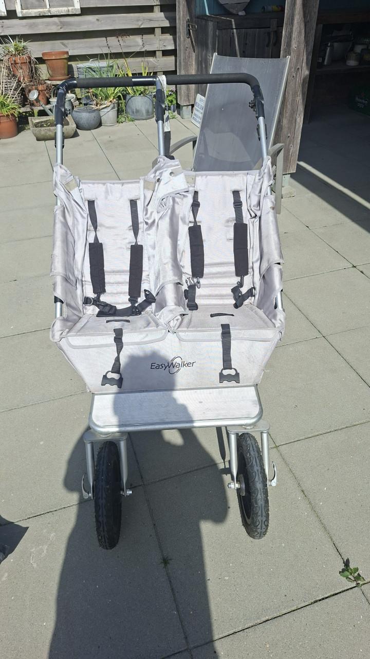 Tweeling kinderwagen