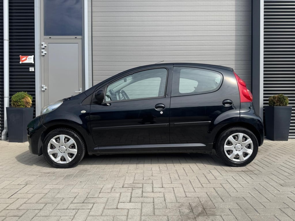 Peugeot 107 1.0-12v xs/nap/apk/airco