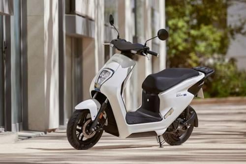 Honda EM1e - elektrische scooter 45km/u