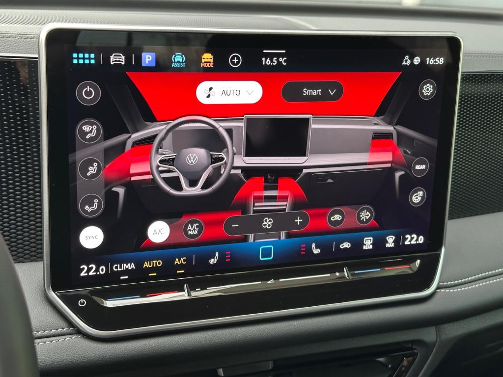 Volkswagen Tiguan 1.5 etsi 150pk dsg goal | trekhaak | 360 camera | iq ligh