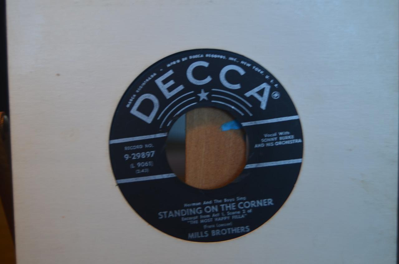 Diverse singles 'The Mills Brothers'