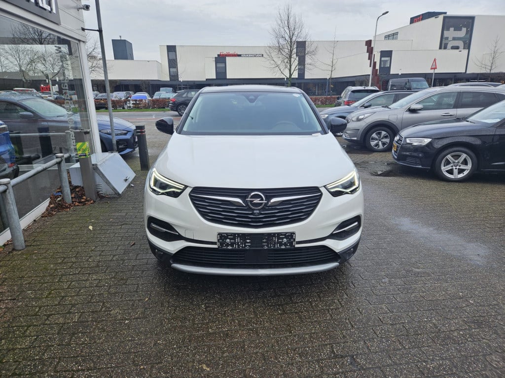 Opel Grandland X 1.2 turbo ultimate