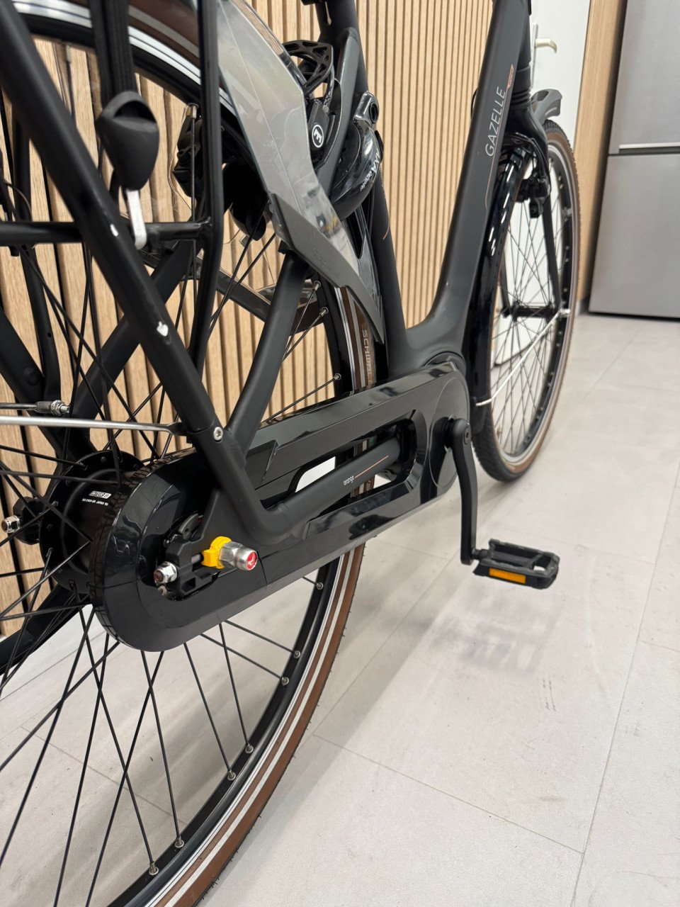 Gazelle Orange C8 Bosch Active Line Plus 400Wh 49CM 2608KM