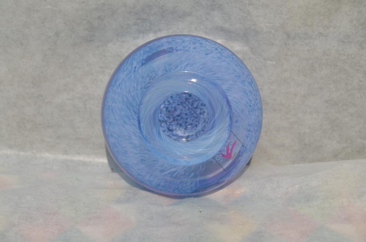 Klein puntgaaf vaasje Caithness glas, Schots dus.