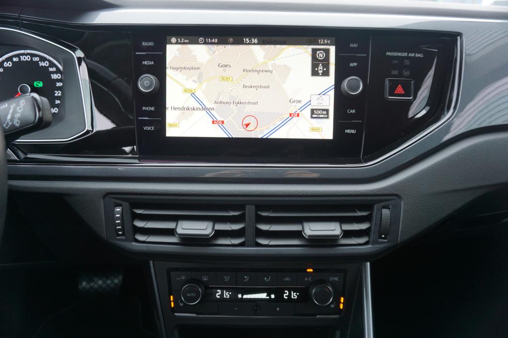 Volkswagen Polo 1.0 tsi highline automaat - climate / navi / cruise / camer