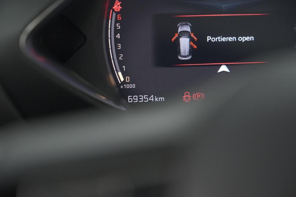 Ds Ds 3 crossback puretech 100 montmartre | parkeersensoren | apple carplay