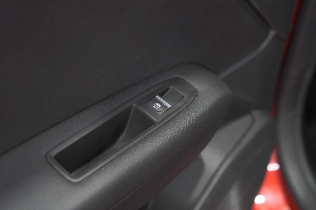 Renault Captur 1.6 e-tech full hybrid 145 techno | navigatie | camera | app