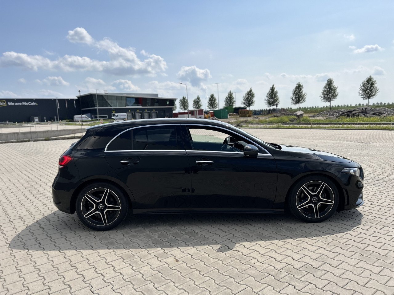Mercedes A-klasse 200 AMG-LINE /GARANTIE/CARPLAY/APK/STOEL