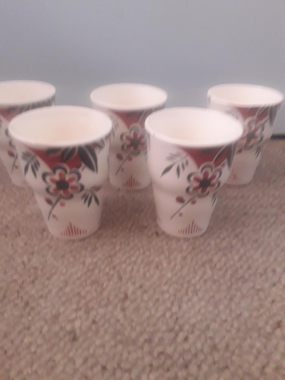 5 bekers Soc. cera. Maastricht