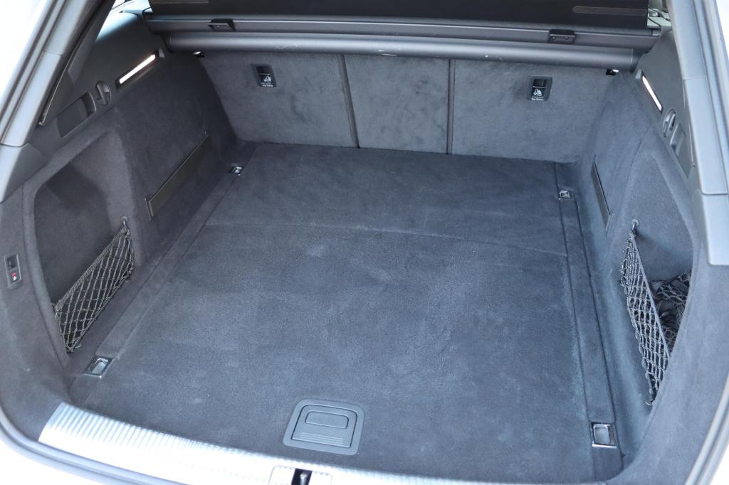 Audi A4 avant 35 tfsi s edition 150pk s tronic