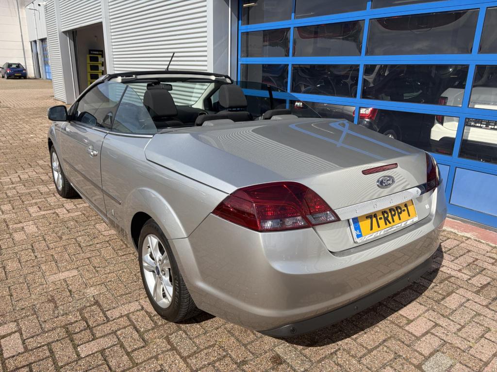 Ford Focus coupé-cabriolet 1.6 cool & sound
