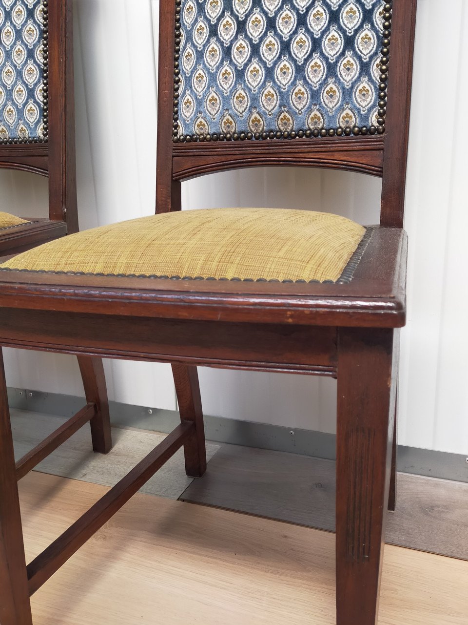 Eetkamerset (tafel + 6 stoelen)