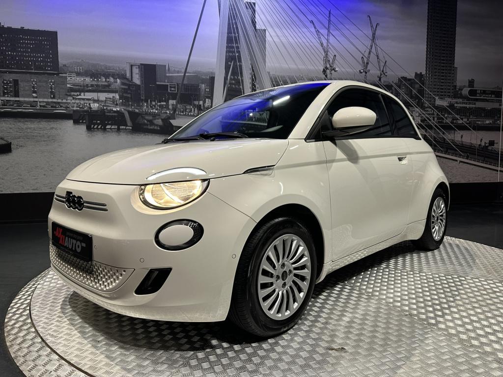 Fiat 500 icon 42 kwh *carplay*camera*