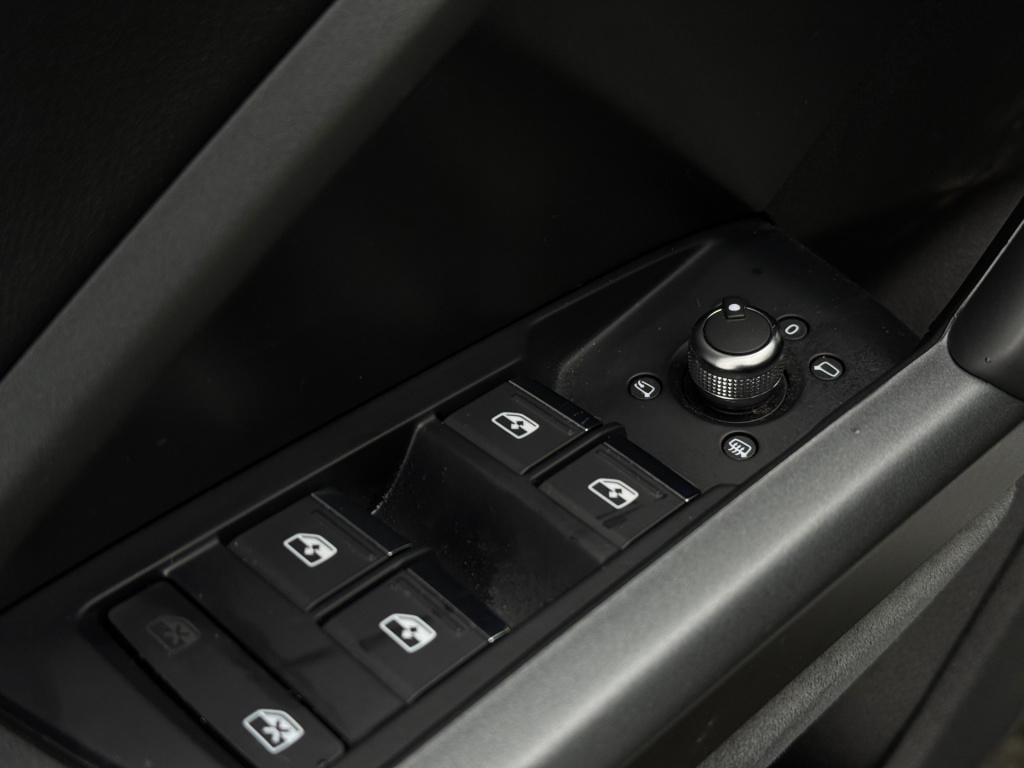 Audi Q3 sportback 45 tfsi quattro s-line * keyless * matrix led * adaptive 