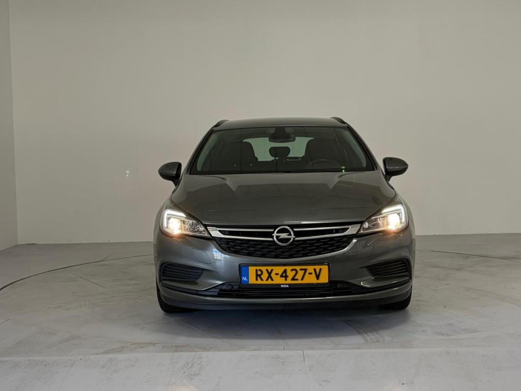 Opel Astra sports tourer 1.0 online ed.