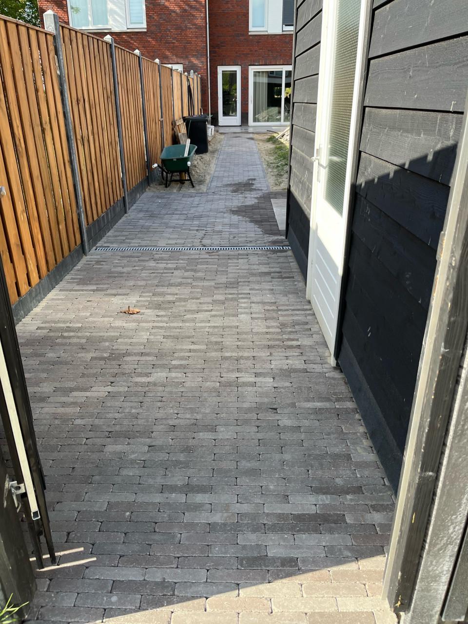 B&G Zeeland - Voor al uw straat en grondwerk