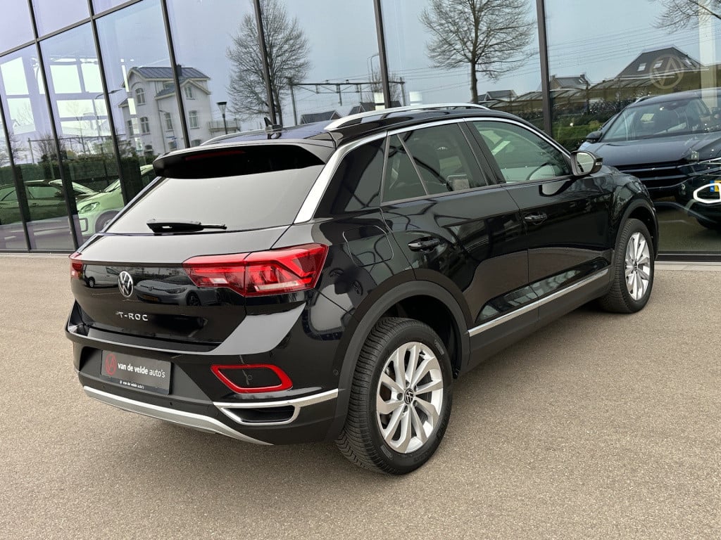 Volkswagen T-roc 1.5 tsi 150pk dsg style | iq light | navi | carplay | adap