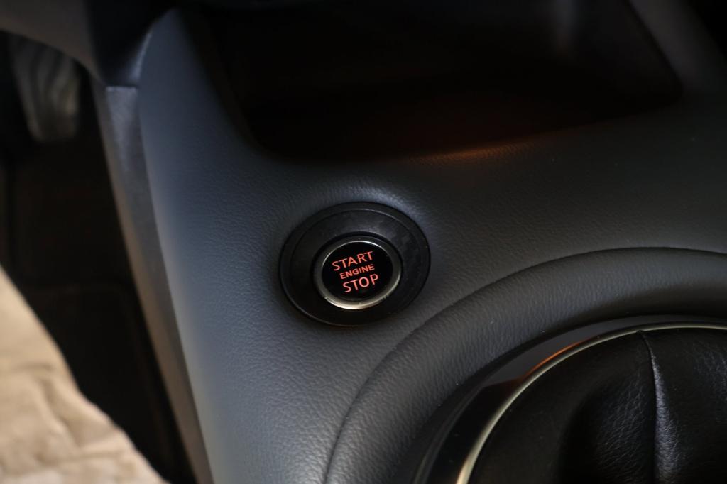 Nissan Juke 1.0 dig-t n-connecta, trekhaak, keyless, camera, pdc v+a,