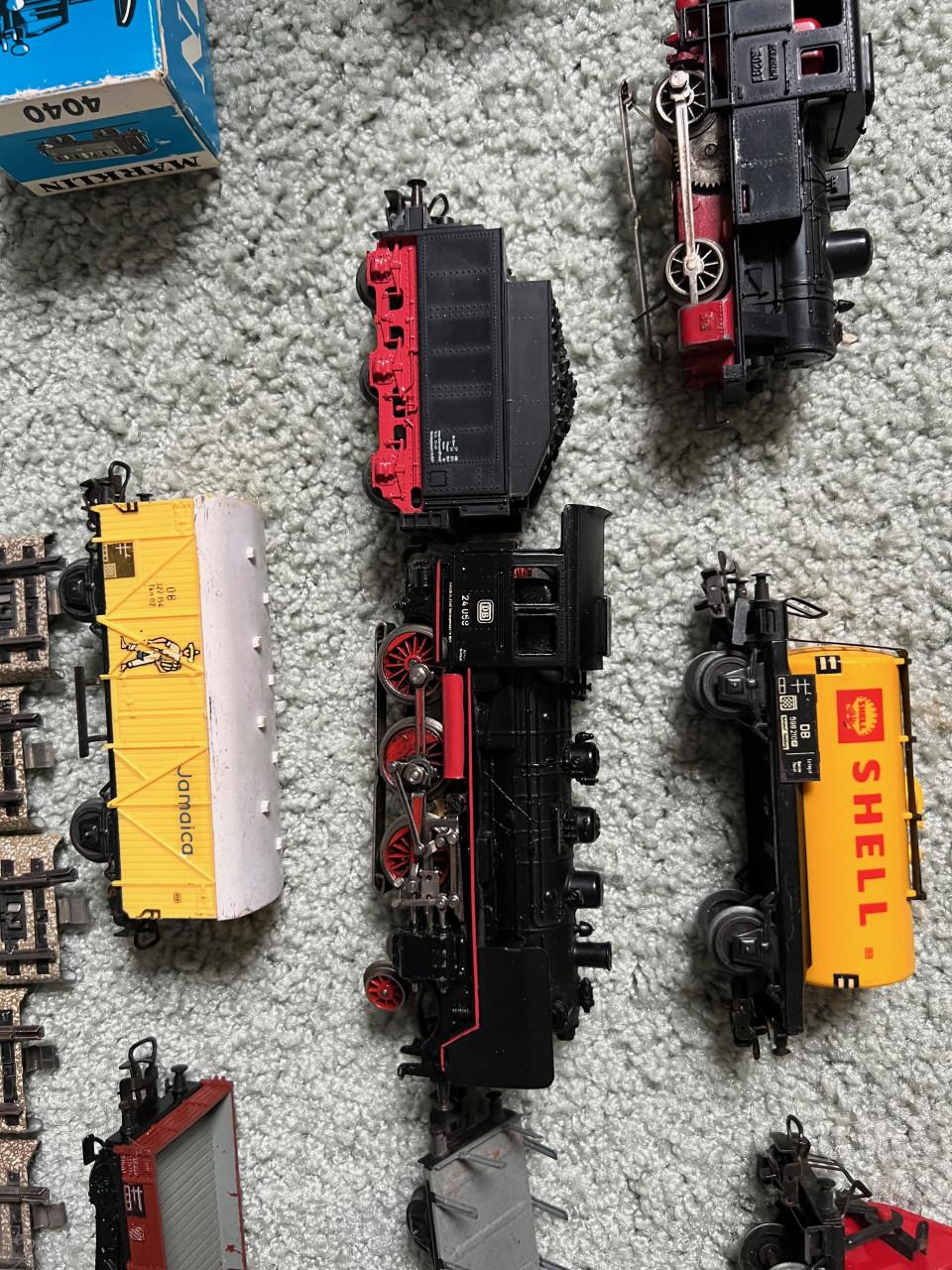 Model trein met trein baan