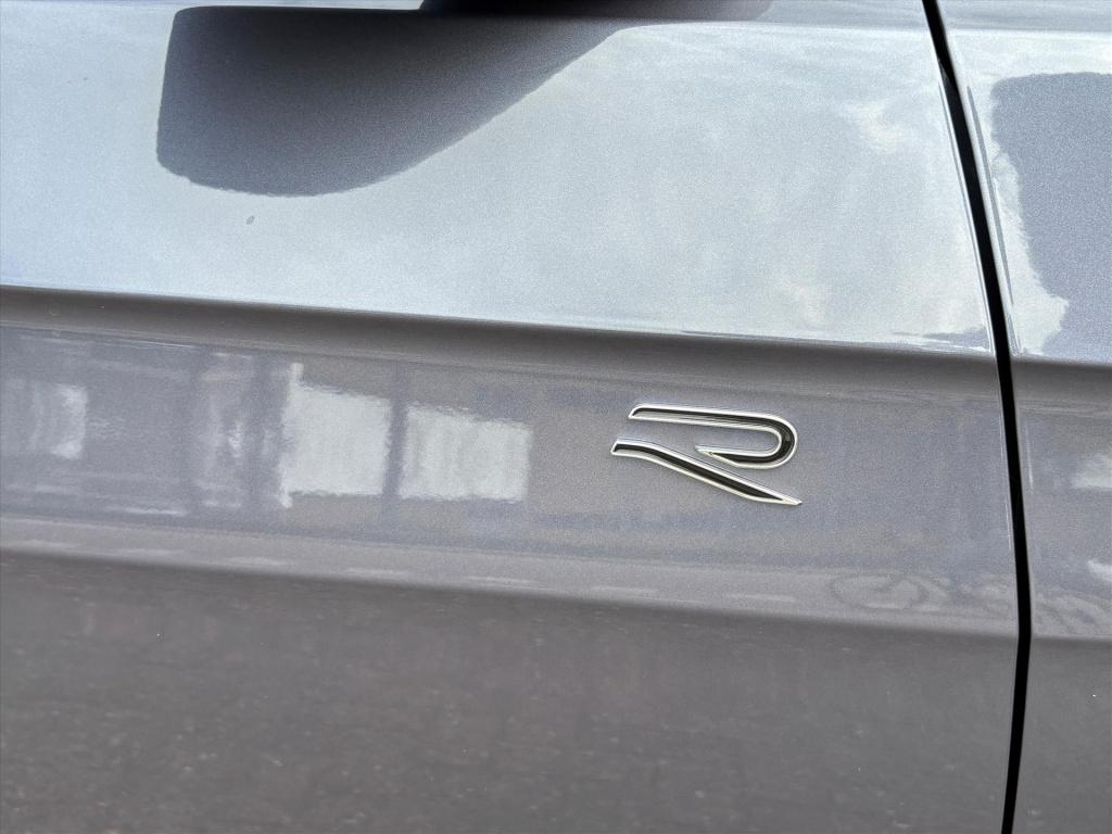 Volkswagen T-cross 1.5 tsi 150pk dsg-7 r-line|black style| dodehoek| navi|t