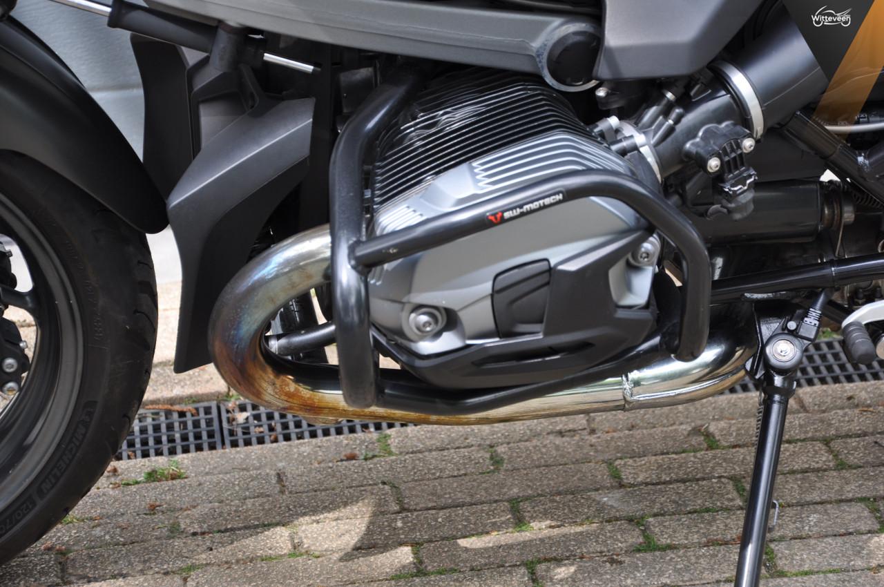 BMW R1200R 2012 met 33200 kilometers!