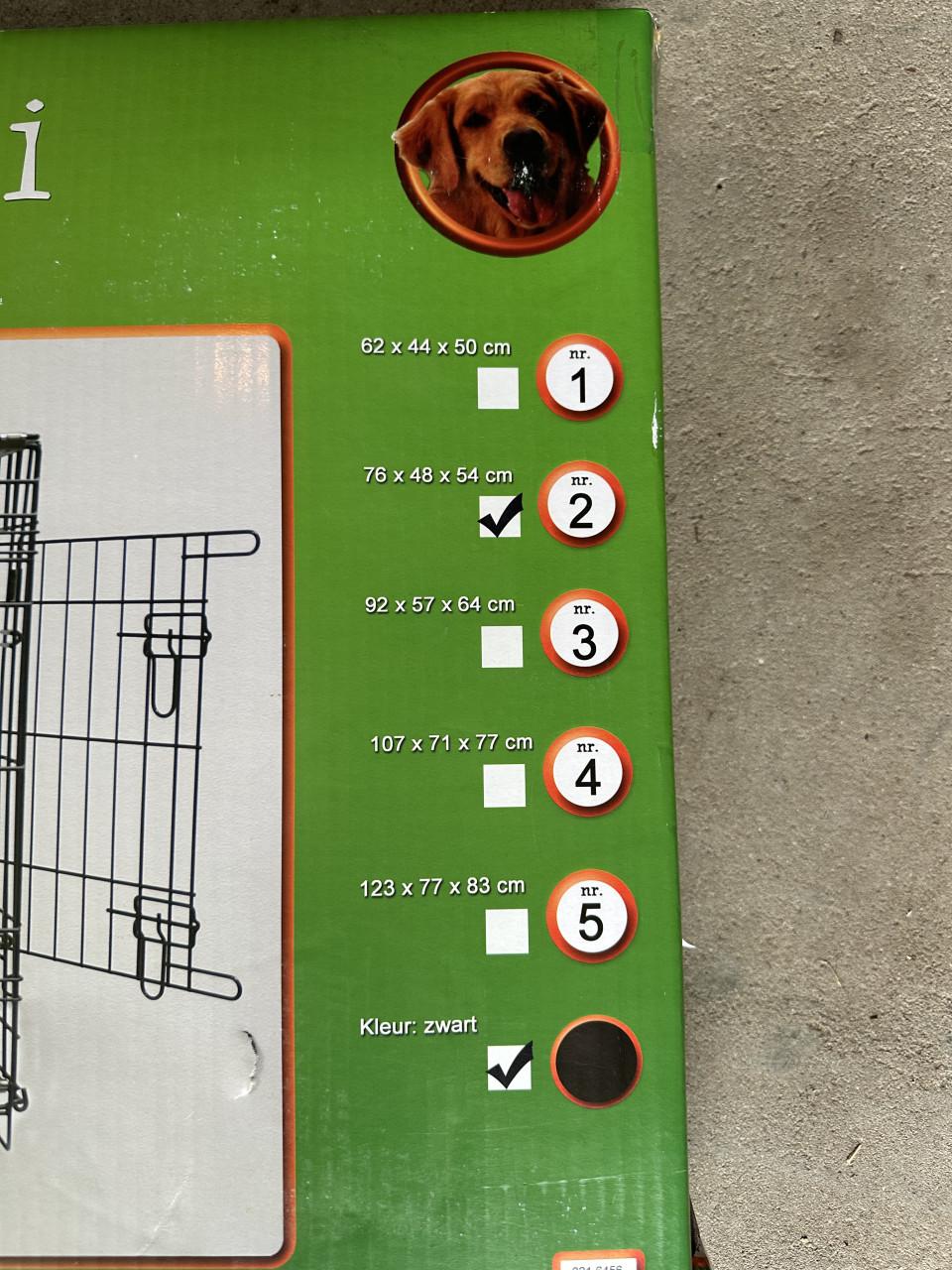 Bench zwart 76 x 48 x 54 z.g.a.n. in doos